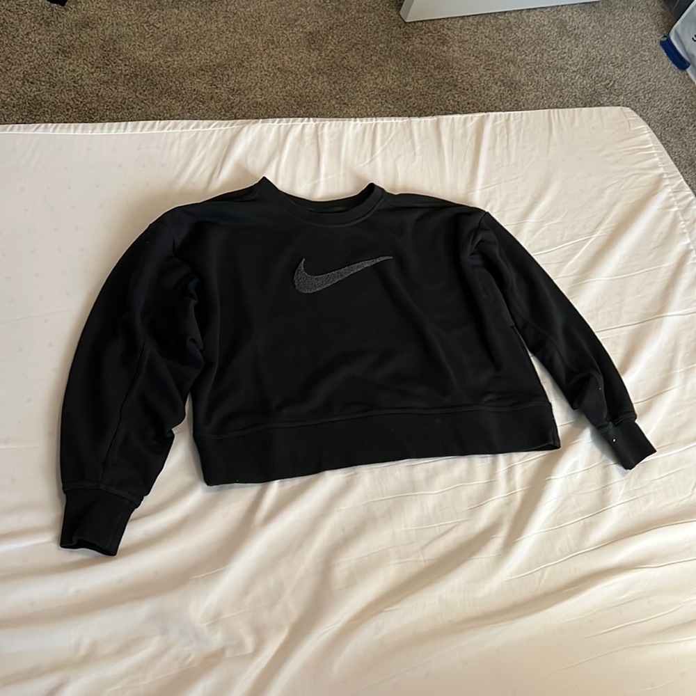 Black Cropped Nike Crew Neck Size Small